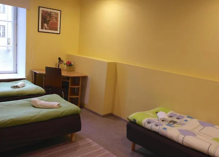 Zinc Old Town Hostel *