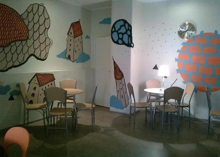 Zinc Old Town Hostel *